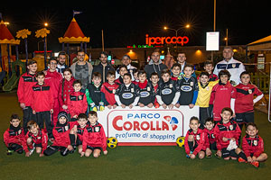 Il Corolla diventa giallo rosso